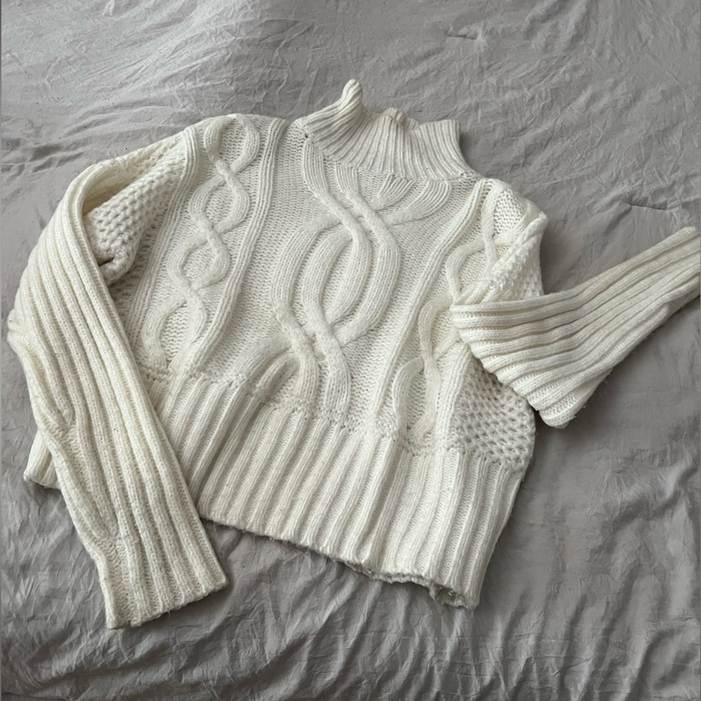 Express Sweater - Small